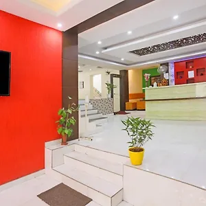 Grand Suites Delhi Airport Hotel