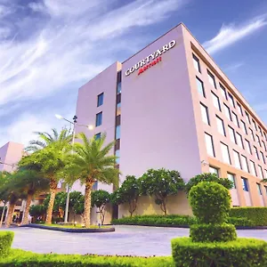 Courtyard By Marriott Agra 5*, Agra (Uttar Pradesh) Indie