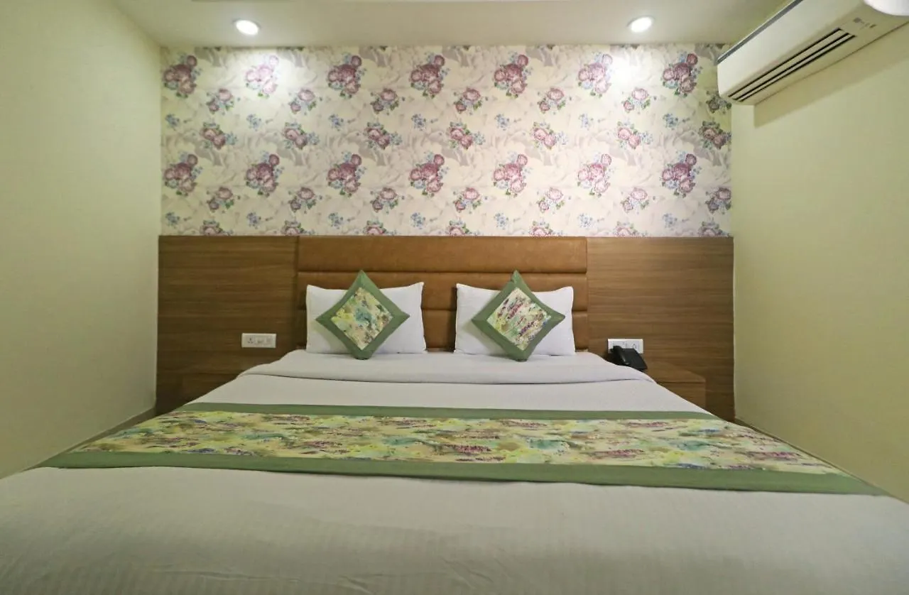 Hotel D'Capitol - Delhi Airport Nowe Delhi