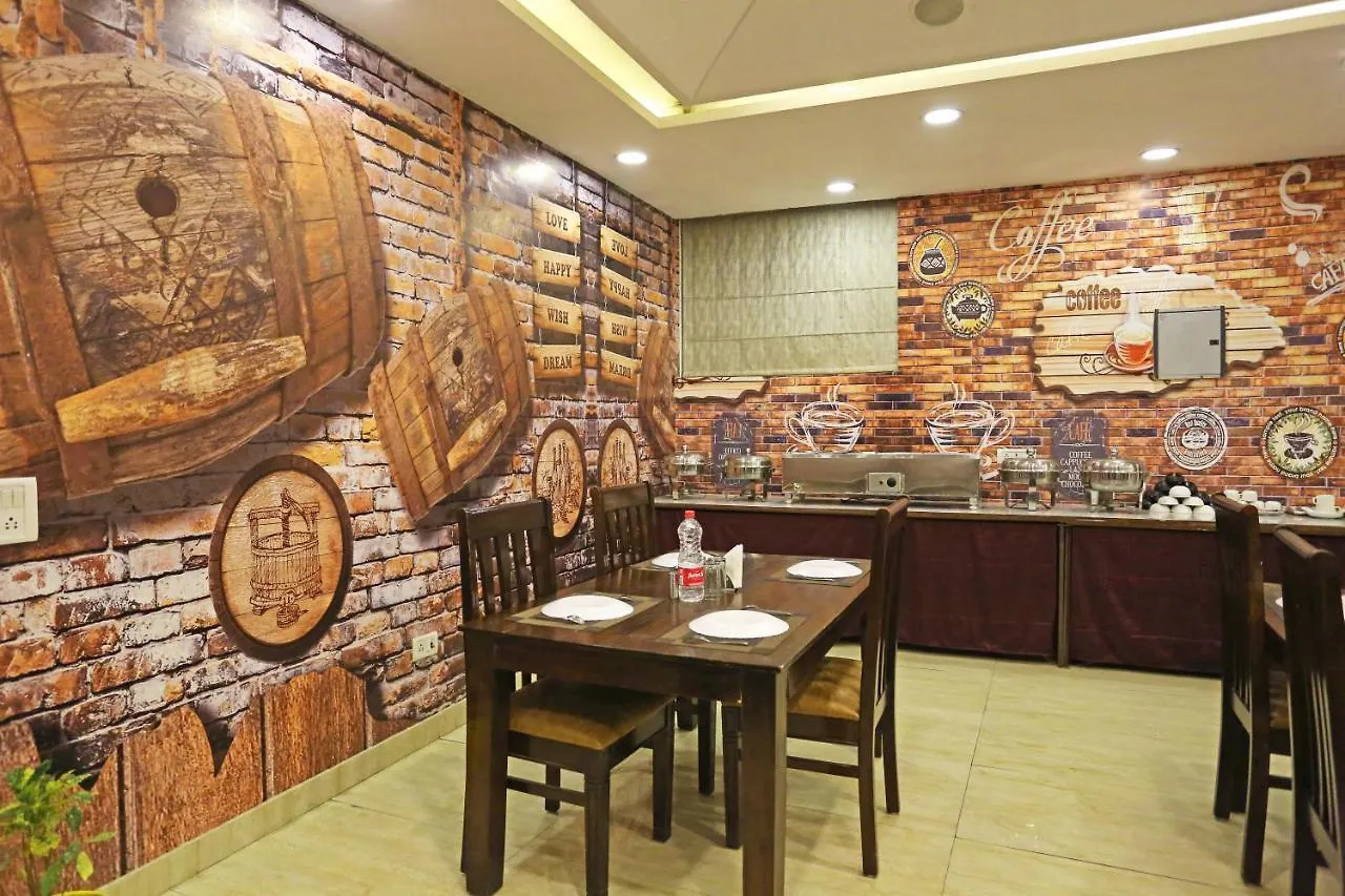 Hotel D'Capitol - Delhi Airport Nowe Delhi